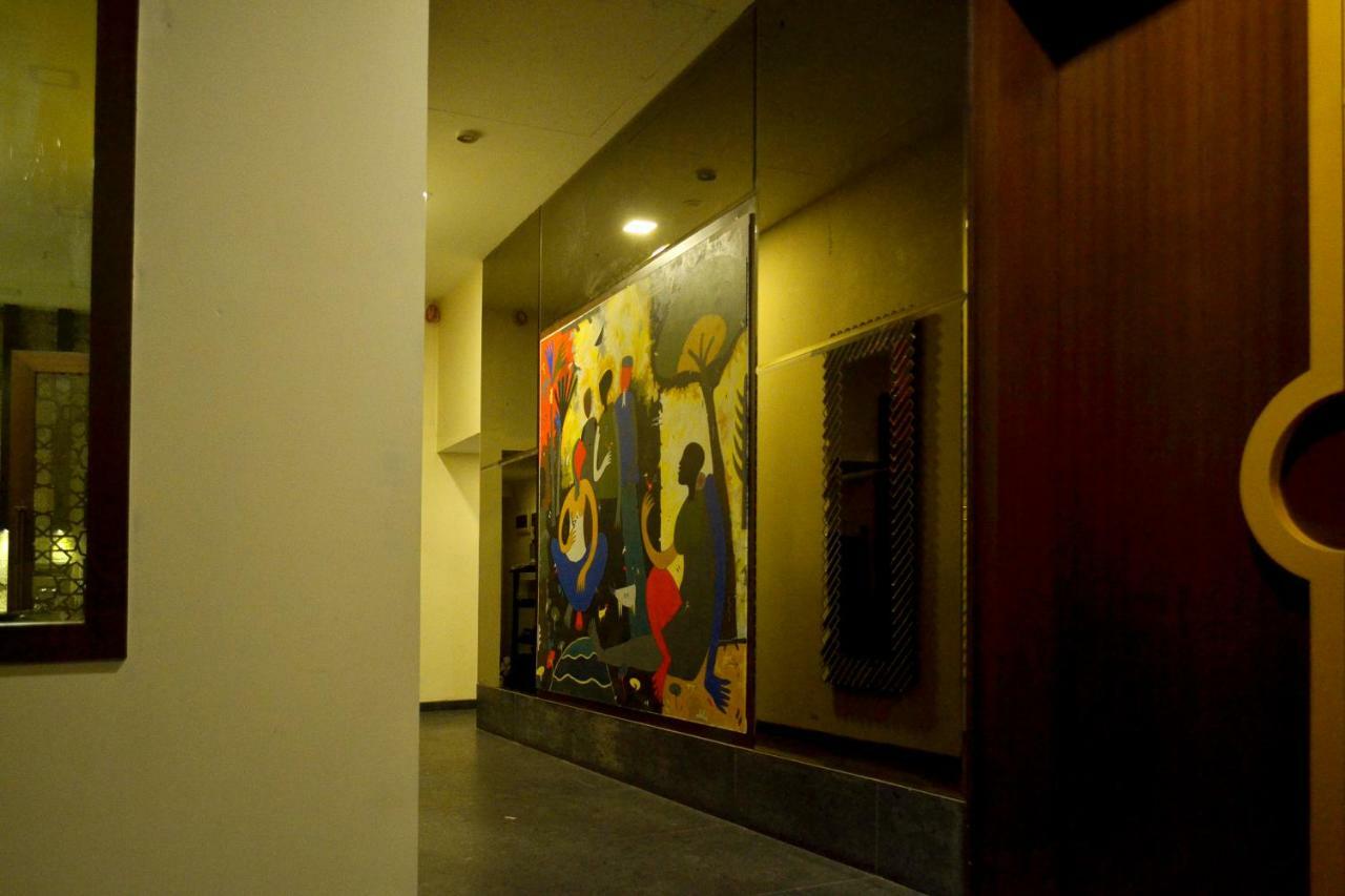 Hotel Asansol International Экстерьер фото